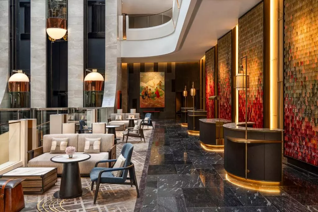 DUSIT LE PALAIS Or similar